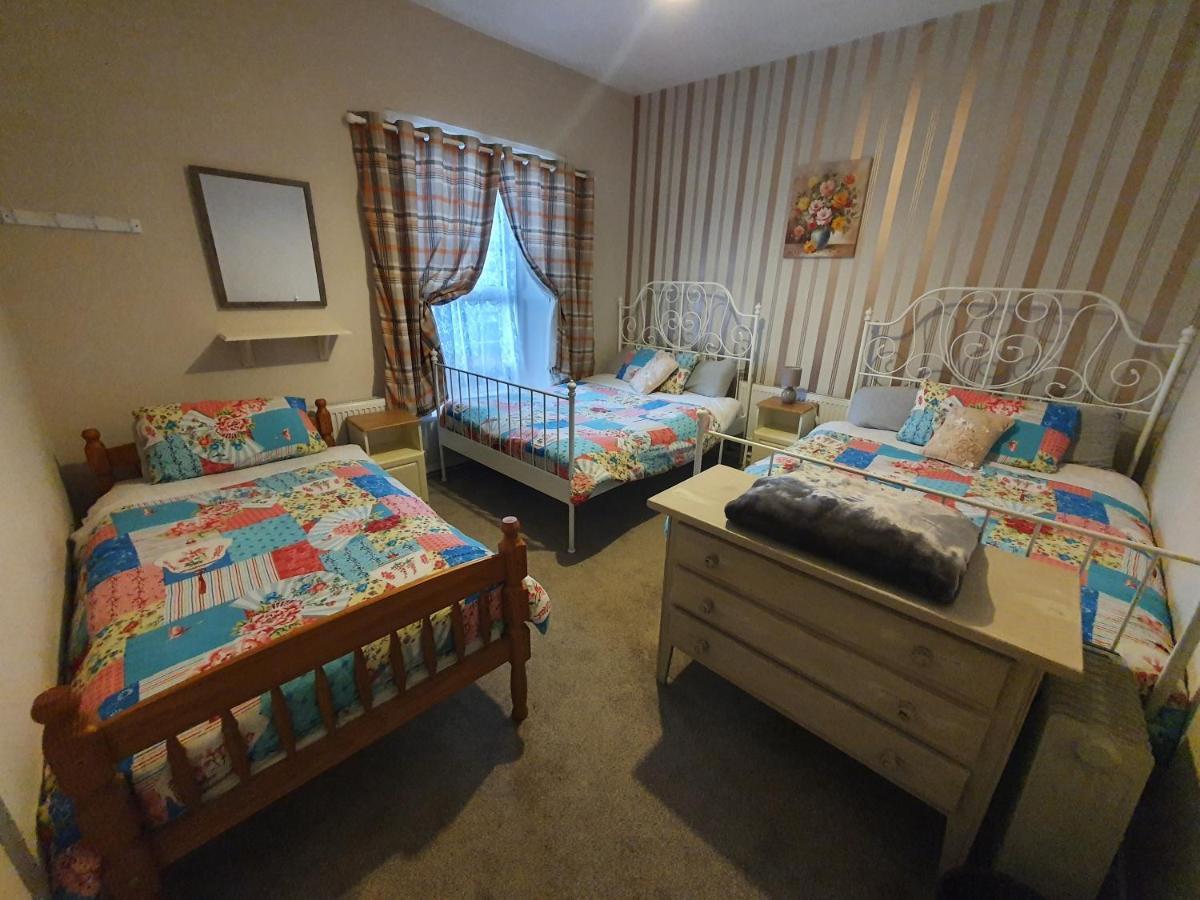 Gordon'S Guesthouse Лохрей Экстерьер фото