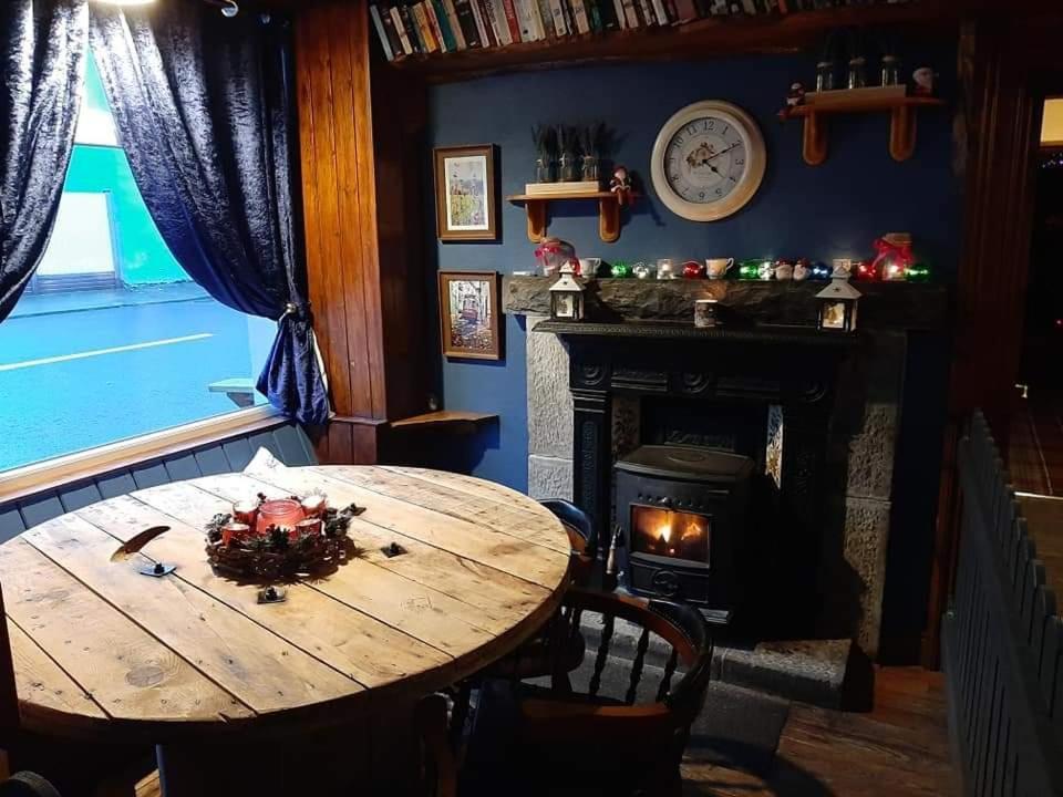Gordon'S Guesthouse Лохрей Экстерьер фото